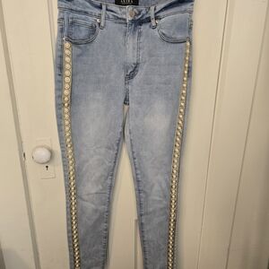 AKIRA Light Blue Skinny Jeans with Gold Detailing
